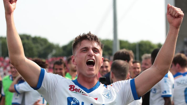 Lorenzo Colombo, attaccante del Milan in prestito al Lecce (getty images)