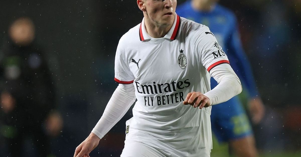 Calciomercato Milan, Di Marzio: “Jimenez verso il Bournemouth”. La formula Calciomercato Milan, Di Marzio: “Jimenez verso il Bournemouth”. La formula