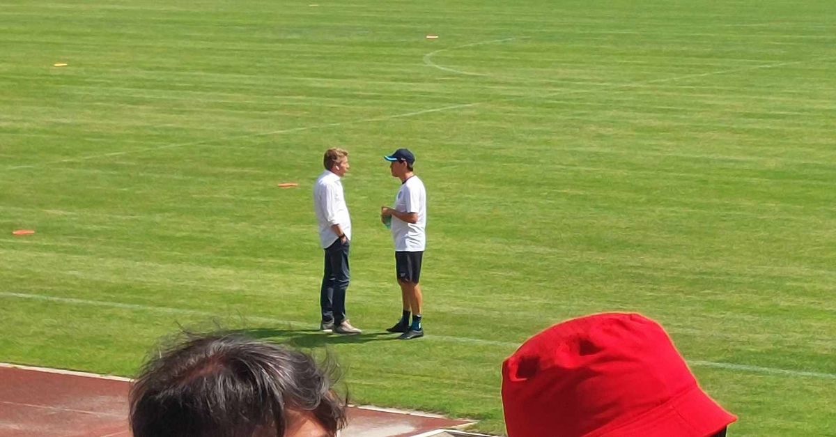 GALLERY Primi colloqui tra Garcia e Santoro a bordo campo durante l