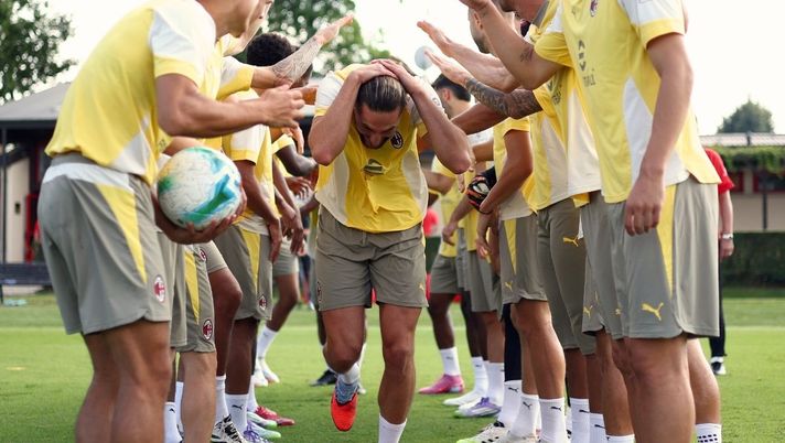 Milan, Rabiot: 'Mi hanno accolto bene, si sente che qui c'è una famiglia'