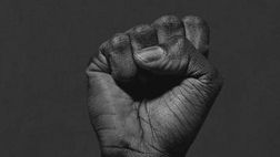 Razzismo in Spagna: giocatore in ospedale dopo gli insulti