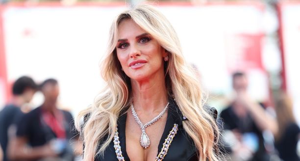 Getty Images Michela Persico lascia senza fiato: che look alla Milano Fashion Week- immagine 2