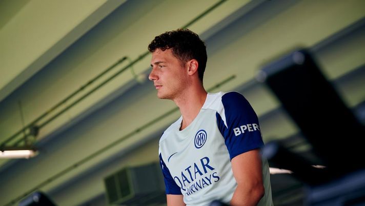 Pavard segna con il Marsiglia: la reazione degli ex compagni dell’Inter e il commento di Pistocchi - immagine 1