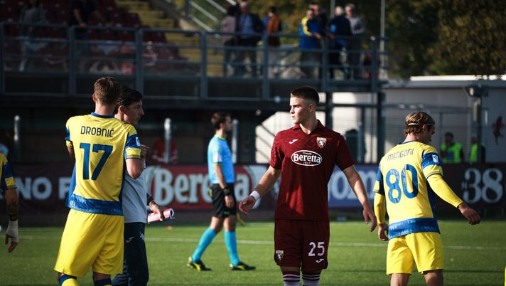 ORBASSANO, ITALY - Tamas Galantai of Torino Primavera during the Primavera 1 match between Torino U20 and Parma U20 at stadio Valentino Mazzola on September 28, 2025, in Orbassano, Italy. Photo by Alberto Girardi for Toro News Torino Primavera, torna la Coppa Italia: chance di rivincita contro il Parma - immagine 1