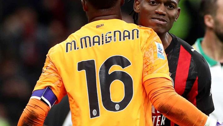 Milan-Roma: Leao e Maignan protagonista del commento della Ravelli | AC Milan News (Foto Getty Images) Milan-Roma, Ravelli: 'Diavolo vince grazie a Leao, alla vecchia maniera'