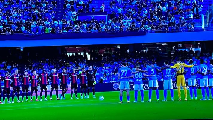 Napoli-Bologna, minuto di raccoglimento prima del match: il motivo - immagine 1
