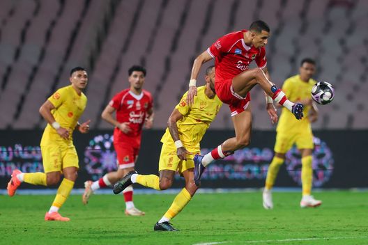 Real Zaragoza, El Yamiq croce e delizia contro l’Eibar: gol, autogol ed espulsione- immagine 2