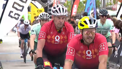 A Maiorca Eden Hazard e Lionel Scaloni partecipano ad una gara di ciclismo