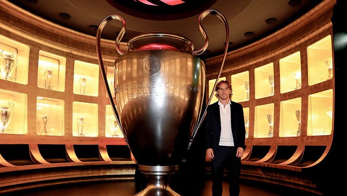 MILAN, ITALY - JULY 14: New AC Milan player Luka Modric is seen during his first photoshoot with the club at Casa Milan on July 14, 2025 in Milan, Italy. (Photo by Giuseppe Cottini/AC Milan via Getty Images) luka-modric-soprannome-vinagre-ecco-il-motivo-news-curiosita-milan