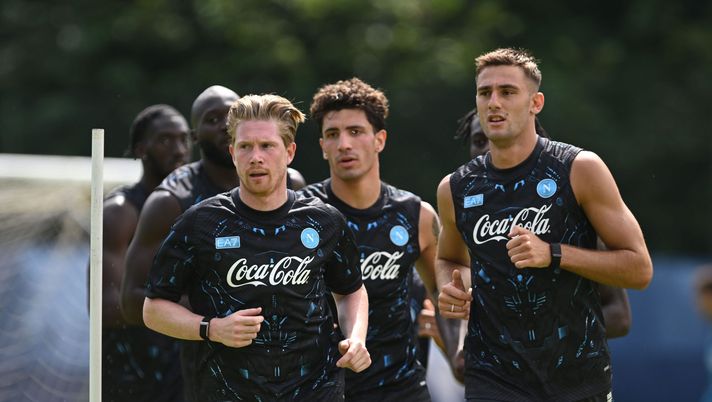 DIMARO, ITALY - JULY 18: Kevin De Bruyne of Napoli during a training session on July 18, 2025 in Dimaro, Italy. (Photo by SSC NAPOLI/SSC NAPOLI via Getty Images) Primo allenamento mattutino a Dimaro