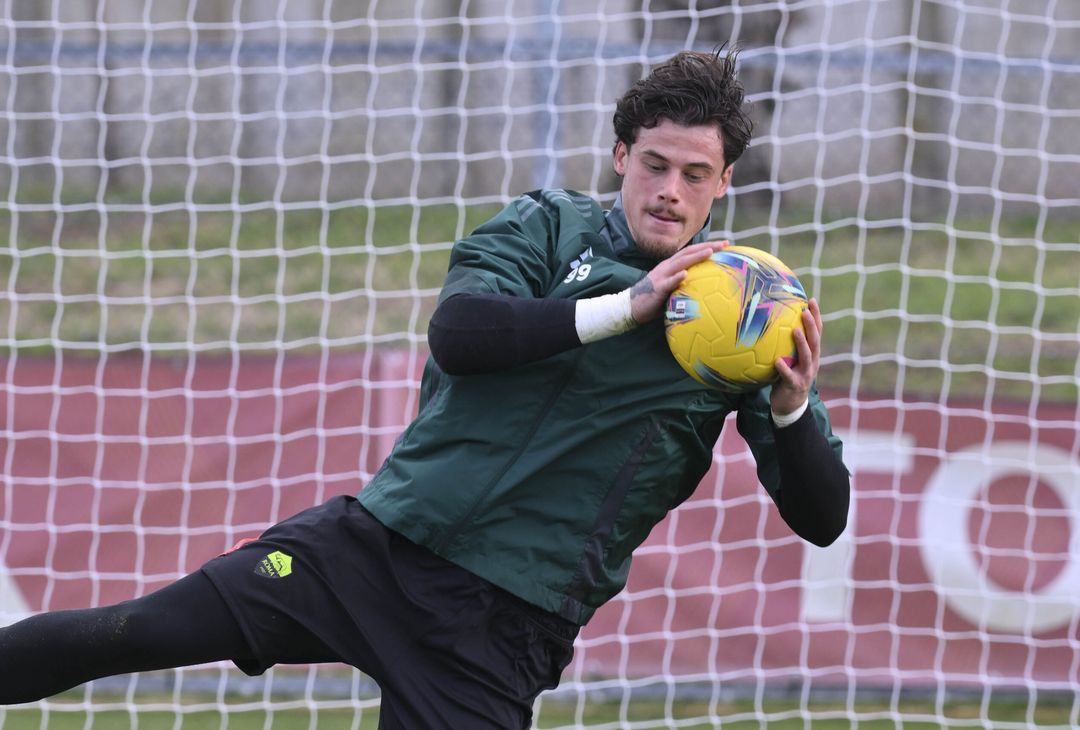 Trigoria, il primo allenamento in vista del Bologna dopo il derby – FOTO GALLERY - immagine 5