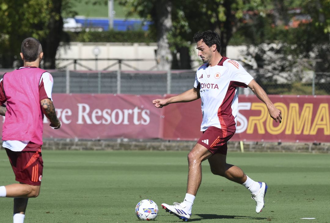 Trigoria, si lavora in vista dell’Inter: c’è Le Fée. Out Dybala – FOTO GALLERY - immagine 9