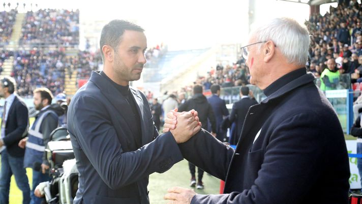 CAGLIARI, ITALY - NOVEMBER 26: Claudio Ranieri coach of Cagliari and Raffaele Palladino coach of Monza during the Serie A TIM match between Cagliari Calcio and AC Monza at Sardegna Arena on November 26, 2023 in Cagliari, Italy. (Photo by Enrico Locci/Getty Images) Roma-Fiorentina, le formazioni ufficiali di Ranieri e Palladino - immagine 1