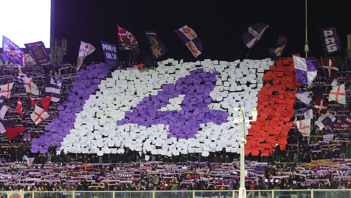 FLORENCE, ITALY - DECEMBER 4: Fans of ACF Fiorentina for Edoardo Bove during the Coppa Italia match between ACF Fiorentina and Empoli FC at Artemio Franchi on December 4, 2024 in Florence, Italy. (Photo by Gabriele Maltinti/Getty Images) Coreografia Fiesole