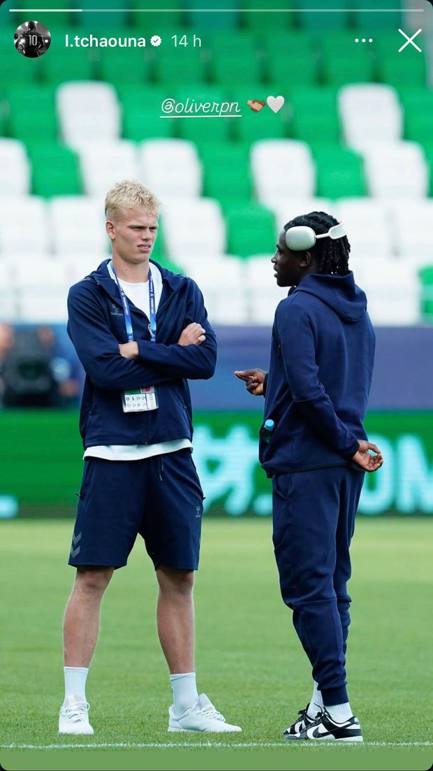 Lazio, il saluto tra Tchaouna e Provstgaard prima di Danimarca-Francia Under 21- immagine 2