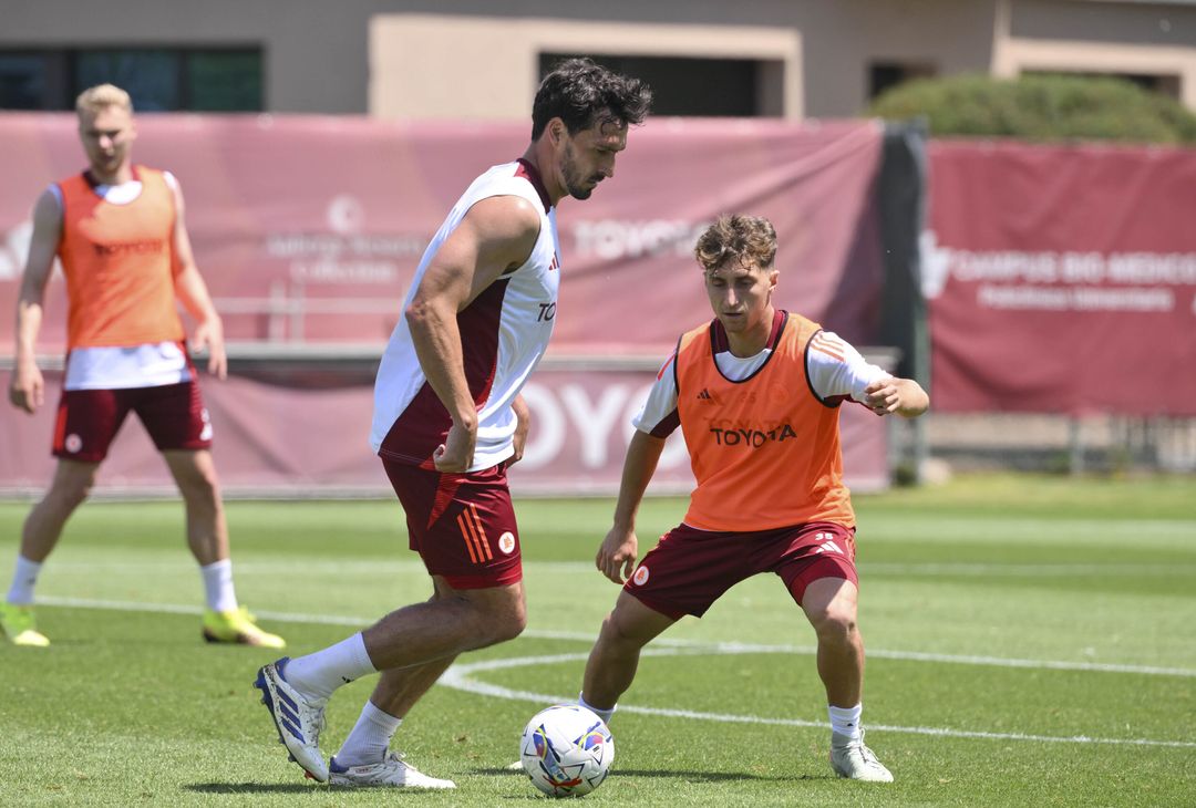 Trigoria, la ripresa degli allenamenti in vista del Torino – FOTO GALLERY - immagine 16