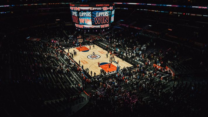 Ph credits Marius Christensen, Unsplash NBA: come si costruisce una squadra vincente tra Draft, trade e mercato? - immagine 1