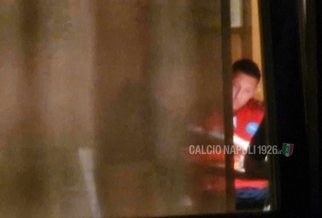 GALLERY De Laurentiis e Gollini giocano a carte all’interno dell’hotel Rosatti! - immagine 4