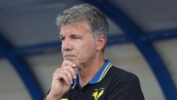 Baroni firma con la Lazio, ma i tifosi romanisti notano un particolare