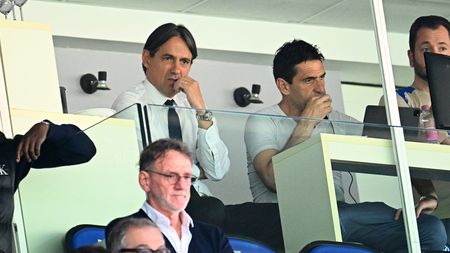 PARMA, ITALY - APRIL 05: Head Coach of FC Internazionale Simone Inzaghi looks on during the Serie A match between Parma and Inter at Stadio Ennio Tardini on April 05, 2025 in Parma, Italy. (Photo by Mattia Ozbot - Inter/Inter via Getty Images) Inter Inzaghi