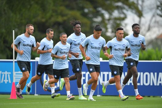 Inter, Akinsanmiro, Stabile e Stankovic inseriti nella lista della Prima Squadra- immagine 2