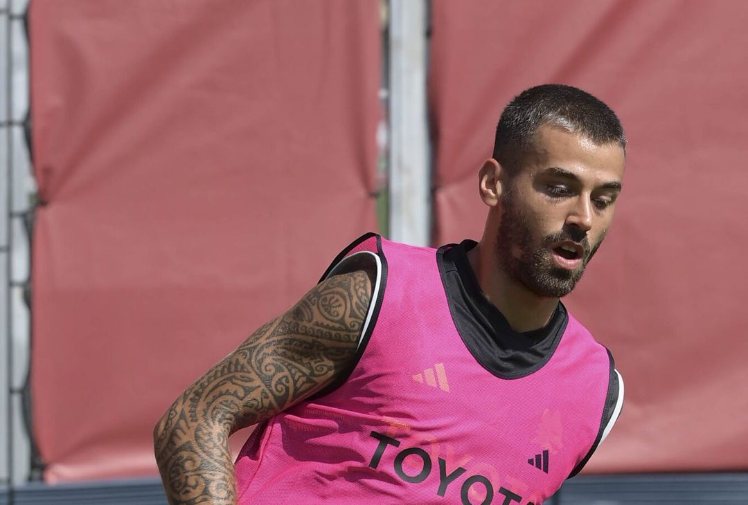 Roma, la squadra si allena a Trigoria. Presenti Paredes e Sanches – FOTO GALLERY - immagine 25