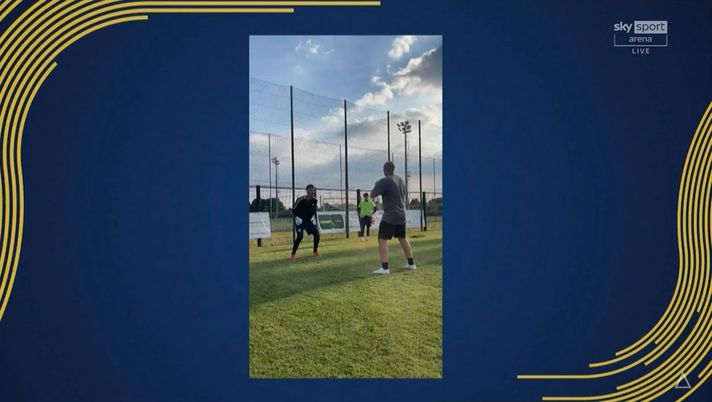 Sky – Inter, Provedel già al lavoro coi pantaloncini nerazzurri il giorno dopo la firma Sky – Inter, Provedel già al lavoro coi pantaloncini nerazzurri il giorno dopo la firma - immagine 1