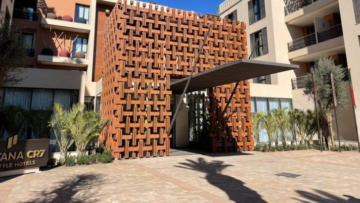 Cristiano Ronaldo apre il suo hotel di Marrakech per i superstiti del terremoto - immagine 1