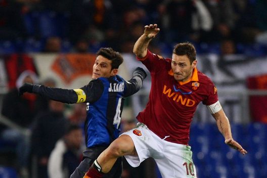 Getty Images Totti: “Calcio a Balotelli? Non lo rifarei. Zanetti ET, imbarazzante. Roma-Samp nel 2010…”- immagine 4
