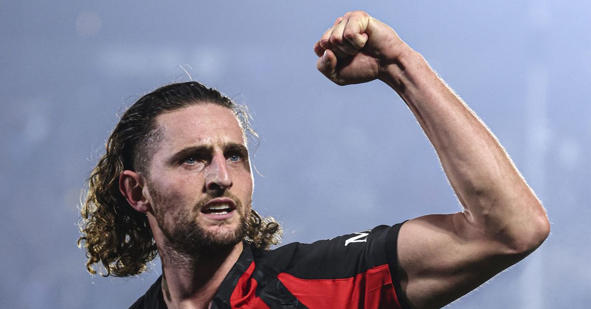 milan rabiot al termine della partita con il como molto contento dei gol maignan dico8230 da Pianetamilan.it milan rabiot al termine della partita con il como molto contento dei gol maignan dico8230