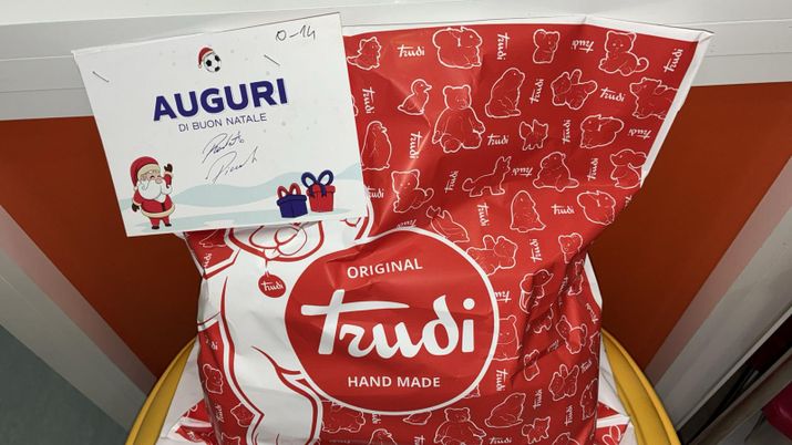 FOTO – Il ‘beau geste’ di Piccoli per i bimbi ricoverati al Meyer - immagine 1