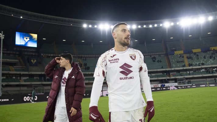 VERONA, ITALY - JANUARY 4: Nikola Vlasic of Torino FC celebrates a victory for 0-3 against Hellas Verona FC during the Serie A match between Hellas Verona FC and Torino FC at Stadio Marcantonio Bentegodi on January 4, 2026 in Verona, Italy. (Photo by Stefano Guidi - Torino FC/Torino FC 1906 via Getty Images) Toro News Award 2025/2026: Vlasic il migliore col Verona, segue Njie - immagine 1