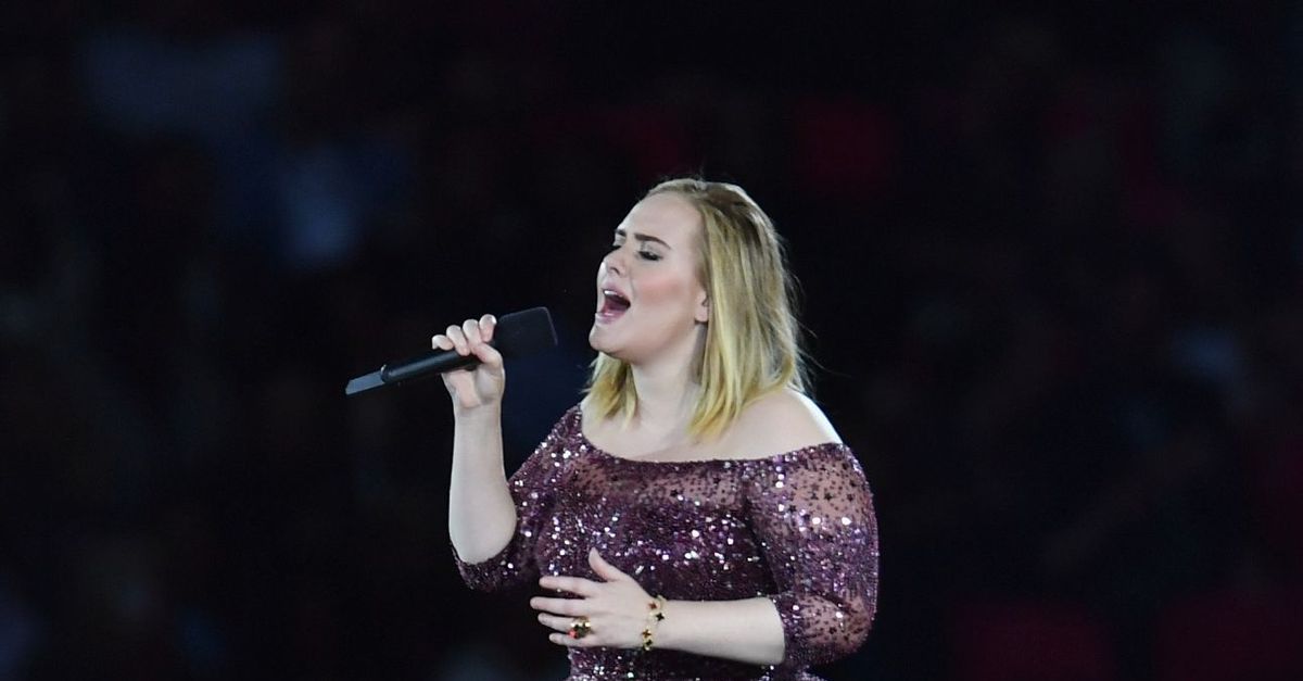 Adele accusata di plagio in Brasile. Ma la cantante passa al contrattacco