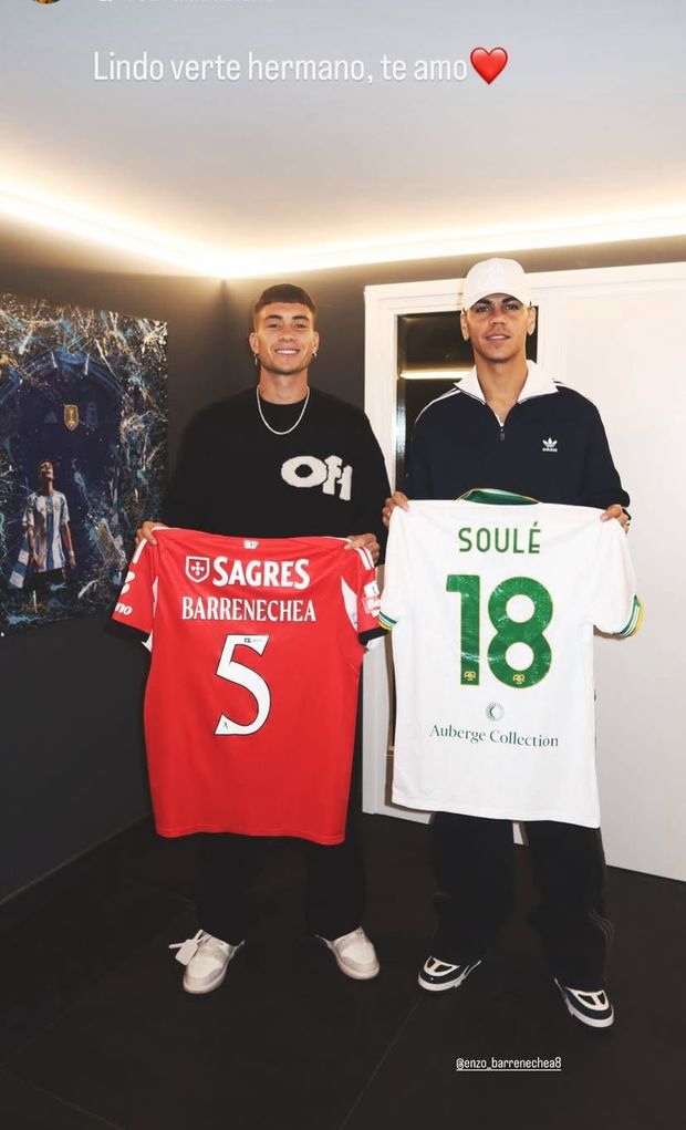 Soulé ritrova Barrenechea: “Che bello vederti fratello” – FOTO- immagine 2