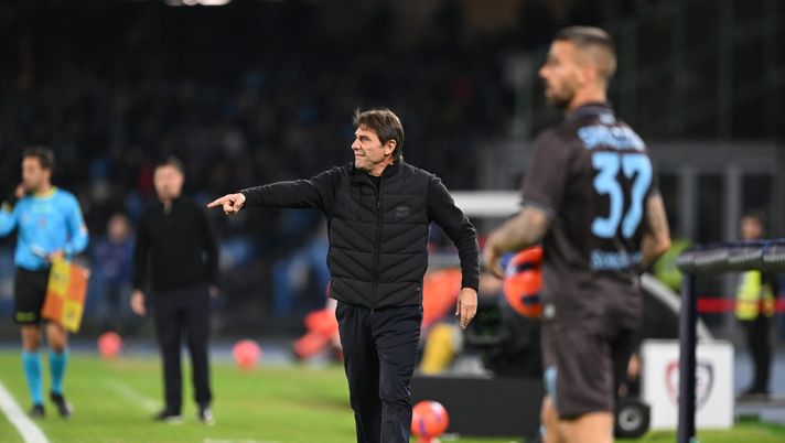 L'esperimento di Conte in Napoli-Cagliari Conte Napoli Cagliari