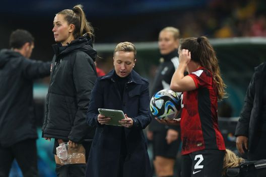 Olimpiadi, il Canada sospende l'allenatrice del team di calcio femminile