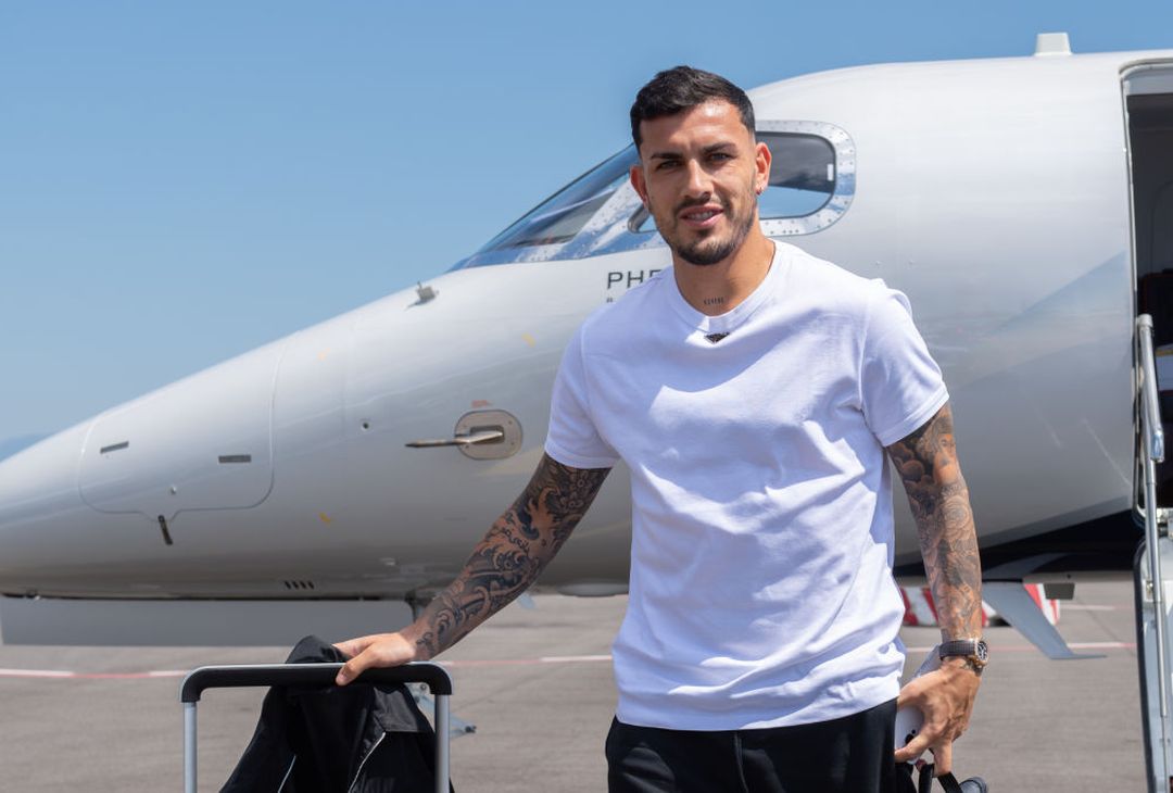 Roma, i primi scatti di Paredes con la maglia giallorossa – FOTO GALLERY - immagine 12