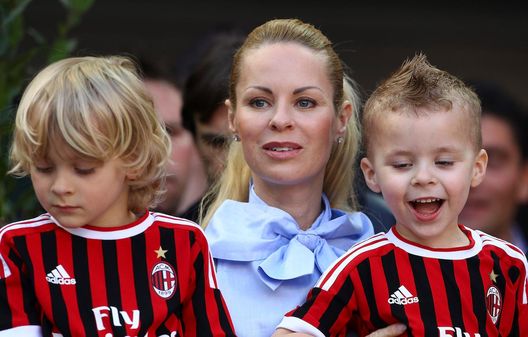 Ibrahimovic: “La gente pensa che viviamo nel lusso, non è così. I miei figli gli unici a…” Ibrahimovic: “La gente pensa che viviamo nel lusso, non è così. I miei figli gli unici a…” - immagine 1