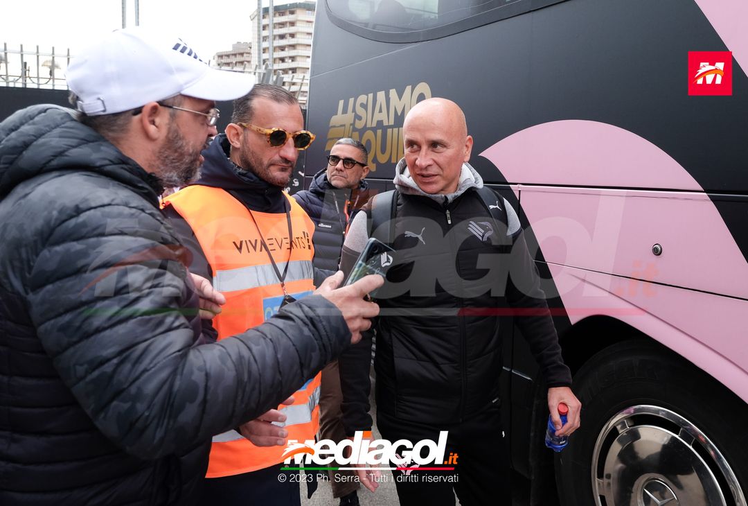 FOTO Parma-Palermo, il Palermo in partenza dal ‘Renzo Barbera’ (GALLERY) - immagine 23