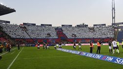 Durante Bologna-Empoli striscione di protesta contro gli arbitri