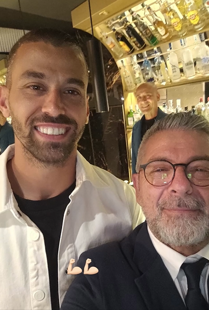 Edo De Laurentiis, Politano e Spinazzola si godono una serata di relax – LA GALLERY - immagine 3