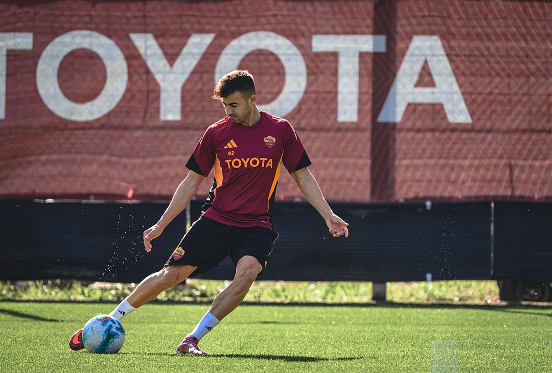 Trigoria, l’allenamento mattutino dei giallorossi – FOTO GALLERY - immagine 47