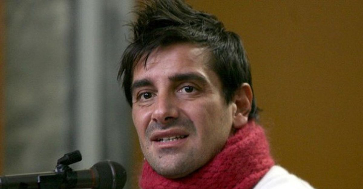 Coco sullo scambio con Seedorf: “All’Inter solo per lavoro, milanista per sempre” Coco sullo scambio con Seedorf: “All’Inter solo per lavoro, milanista per sempre”