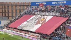 Il bello e il vanto del derby: la coreografia spinge la Reggiana al colpo di reni sul Modena