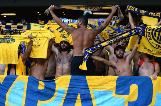 LONDRA, INGHILTERRA - 28 AGOSTO: I tifosi dell'AEL Limassol FC. (Photo by Jamie McDonald/Getty Images)