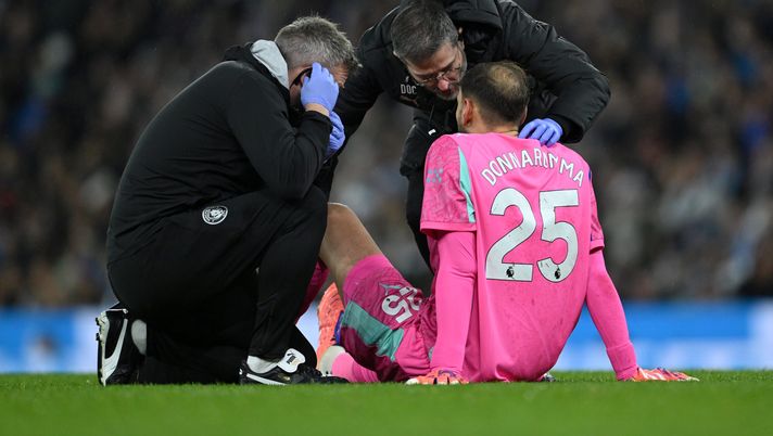 Manchester City-Leeds, l’allenatore Farke accusa Donnarumma di aver finto un infortunio - immagine 1