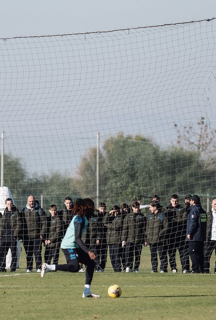 GALLERY Un’unica grande famiglia: la prima squadra insieme ai futuri azzurri - immagine 2