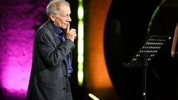 Ghirlanda d’Onore, Roberto Vecchioni: “Del Milan non me ne può fregar di meno”