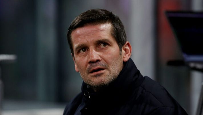 MILAN, ITALY - DECEMBER 06: Cristian Chivu, Head Coach of FC Internazionale Milano, looks on prior to the Serie A match between FC Internazionale and Como 1907 at Giuseppe Meazza Stadium on December 06, 2025 in Milan, Italy. (Photo by Marco Luzzani/Getty Images) Chivu: “Io contro Fabregas? Solo titoli di giornali! Calha, Henrique, Diouf e ho esultato da cretino” - immagine 1