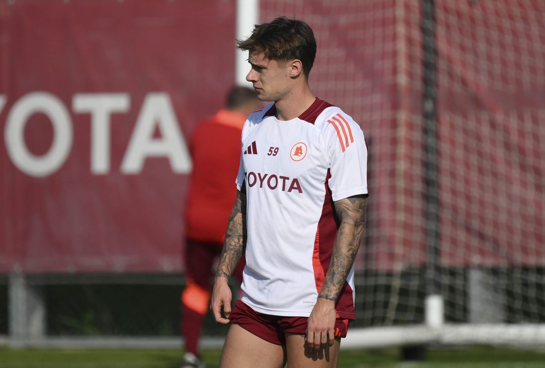 Roma, l’allenamento a due giorni dal Bologna – FOTO GALLERY - immagine 19